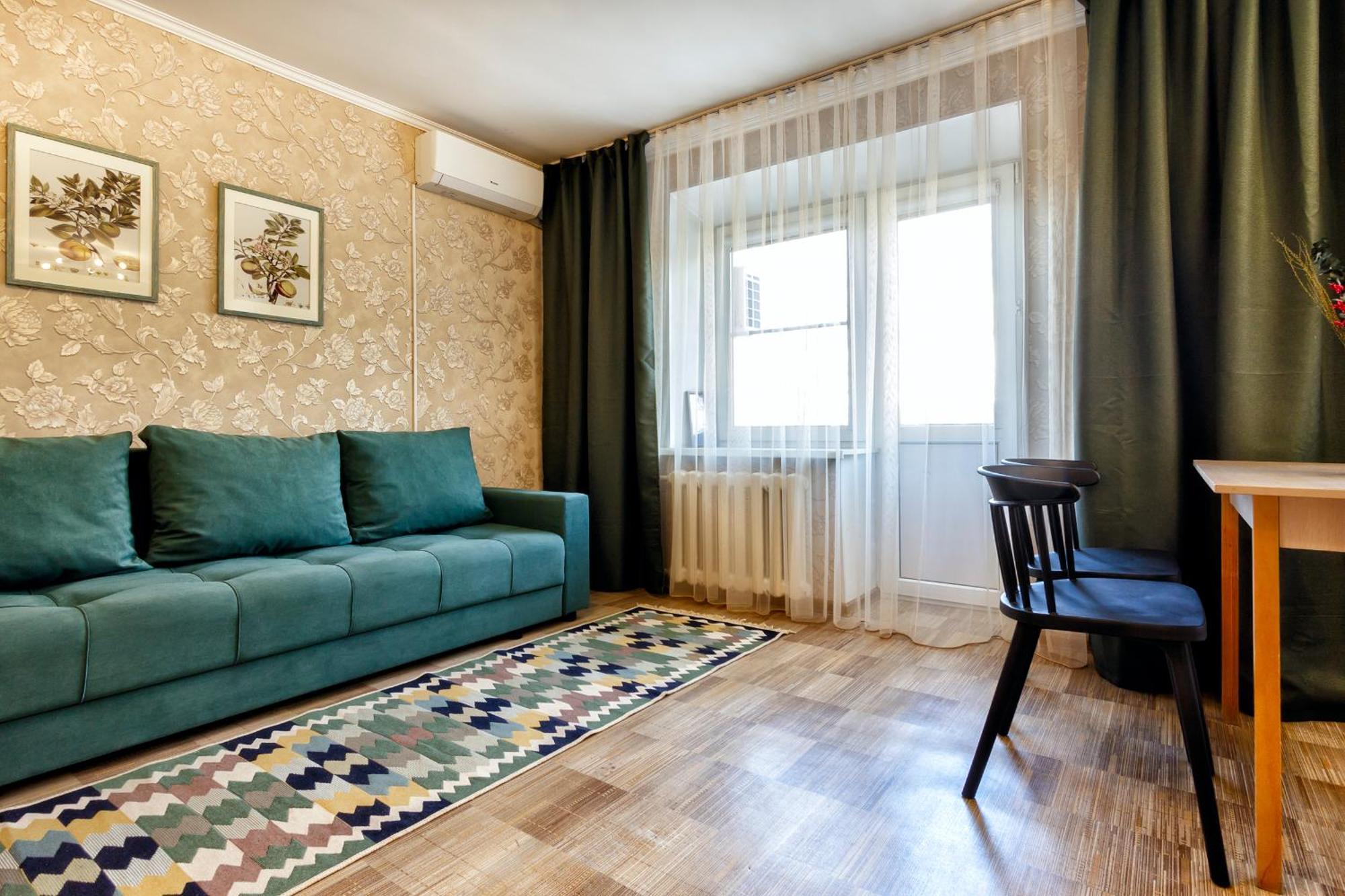 Lermontov - Traveler's Choice In The Center Apartment *
